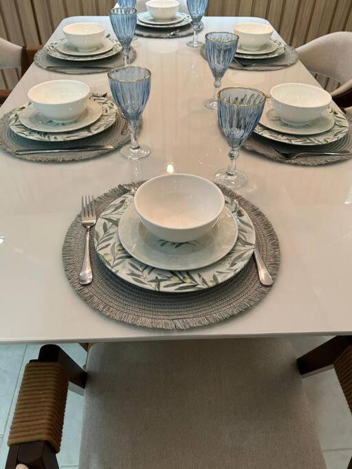 Apartment Maravilhoso, Riviera, 3 Quartos, Modulo 8, Ar Condicionado, Piscina Aquecida, Servico De !!!! *