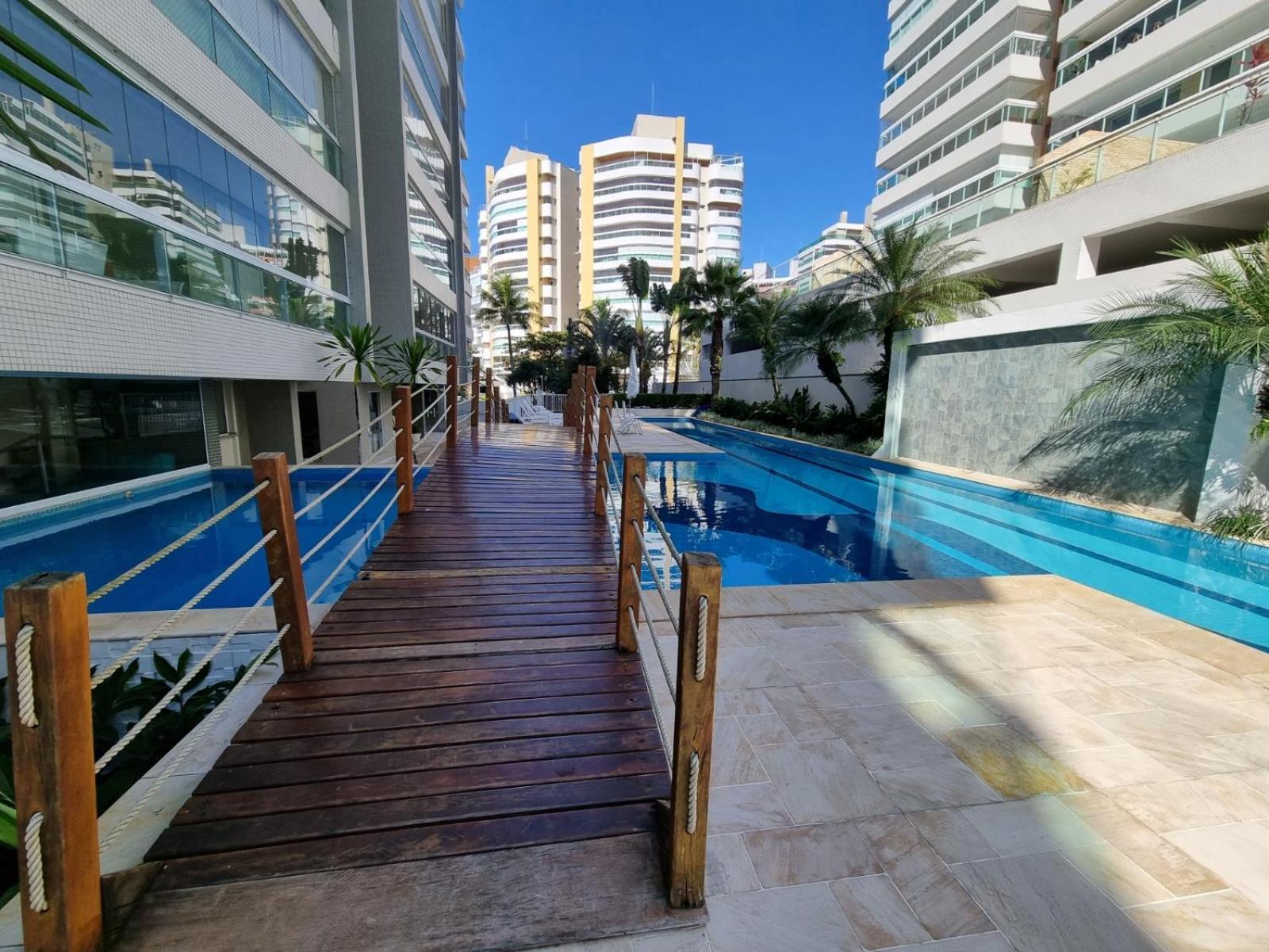 Apartment Maravilhoso, Riviera, 3 Quartos, Modulo 8, Ar Condicionado, Piscina Aquecida, Servico De !!!! Riviera de Sao Lourenco
