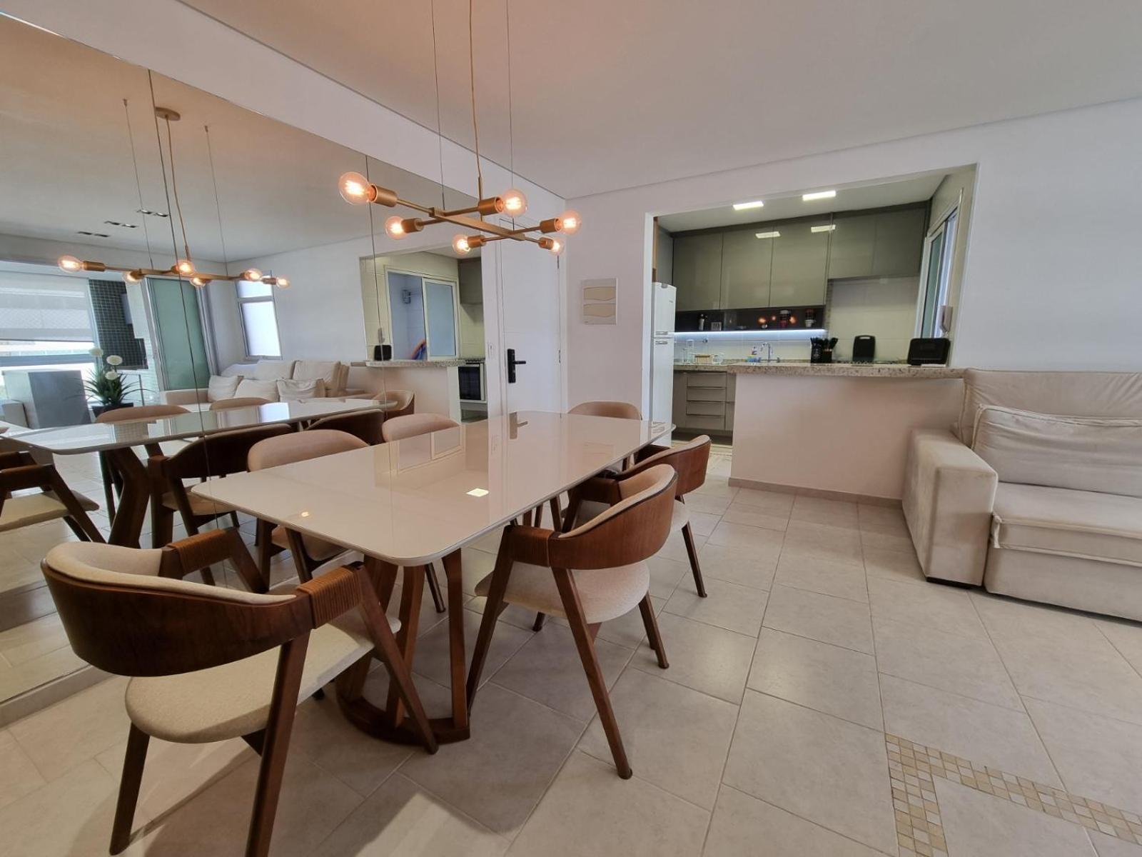 Apartamento Maravilhoso, Riviera, 3 Quartos, Modulo 8, Ar Condicionado, Piscina Aquecida, Servico De !!!!